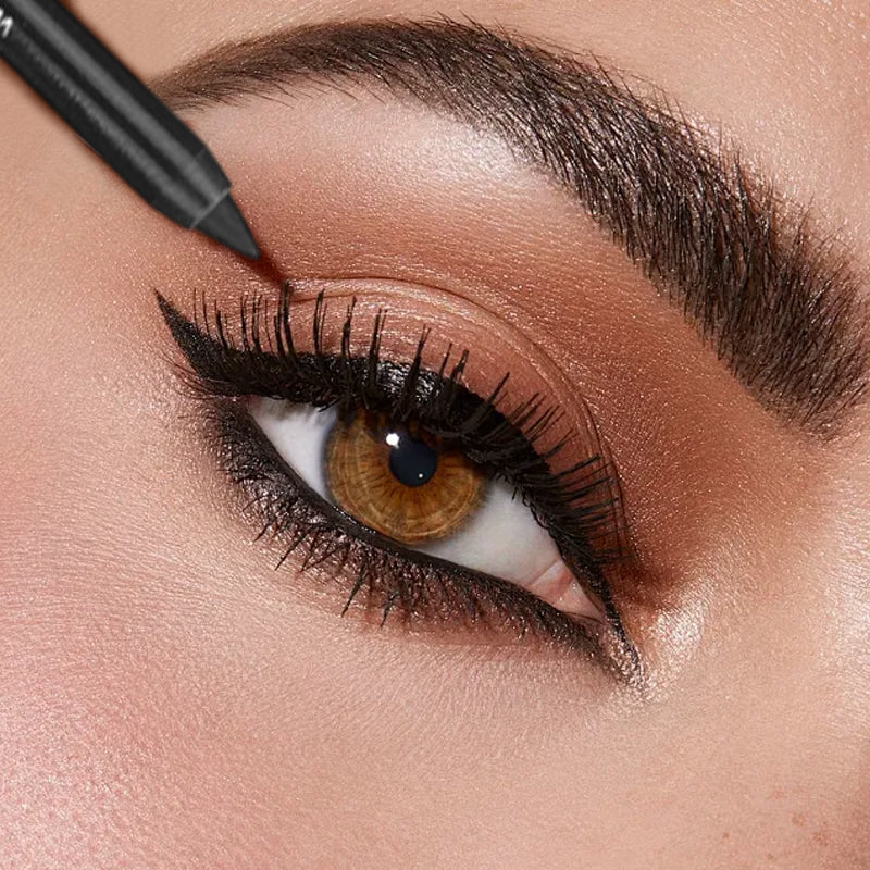 10 färgade gelpennor för eyeliner